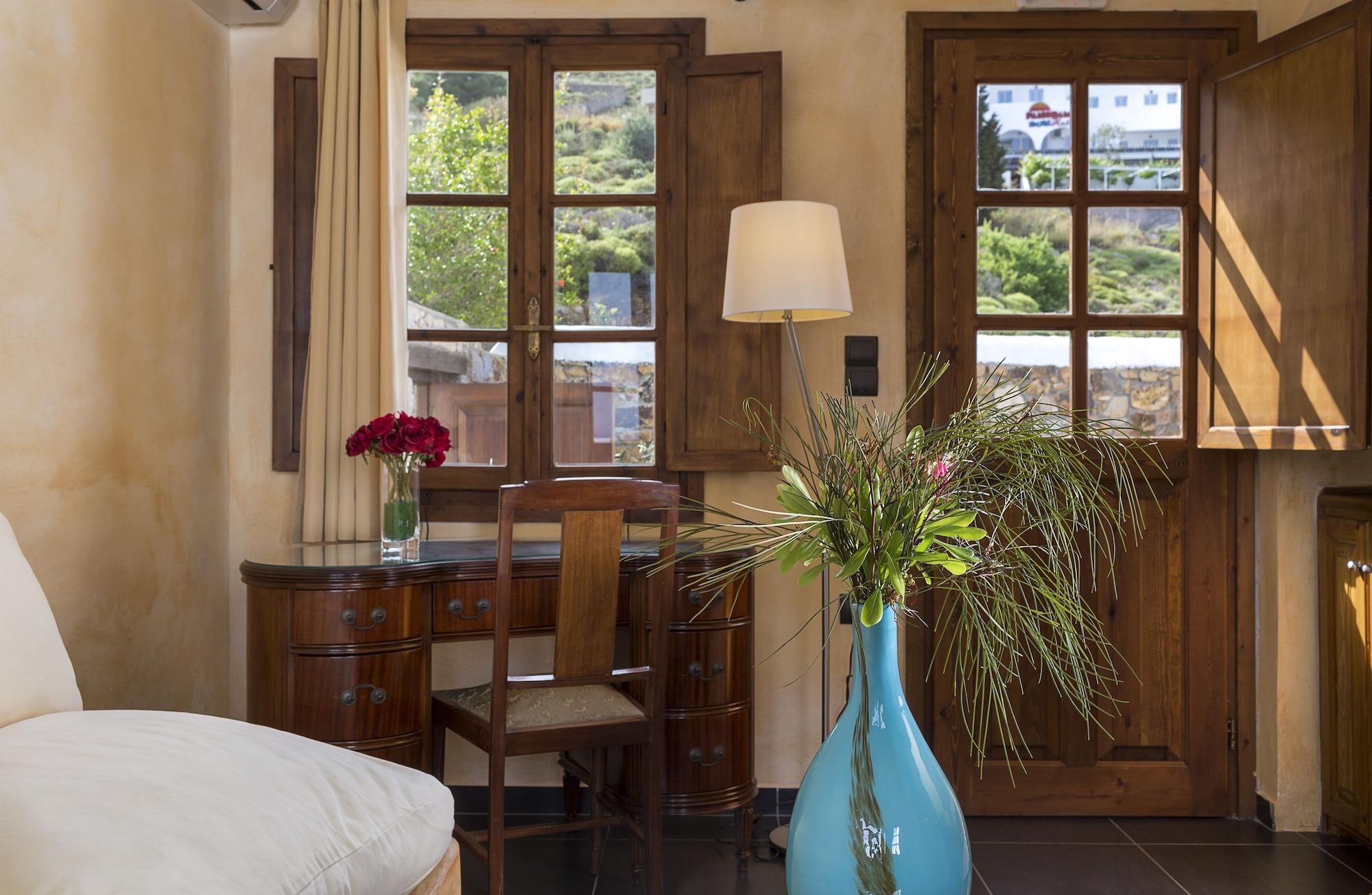 The Petra, Small Luxury Hotels Of The World Grikos Bay  エクステリア 写真