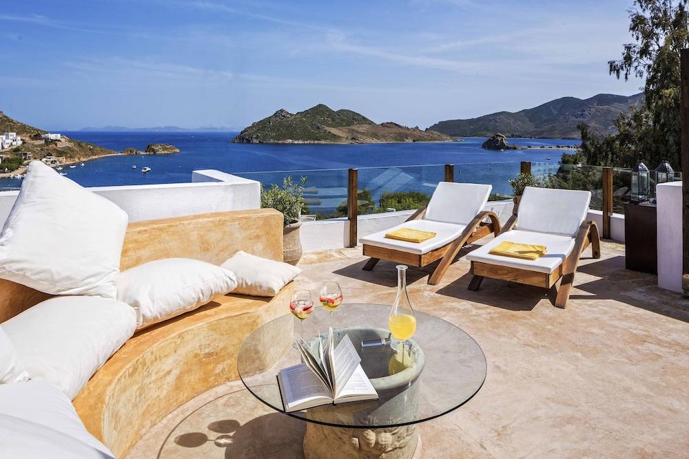 The Petra, Small Luxury Hotels Of The World Grikos Bay  エクステリア 写真